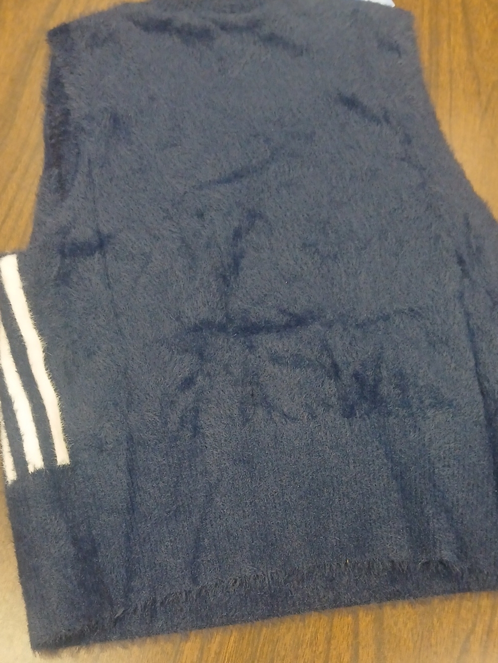NWT ADIDAS FLUFFY VEST - Picture 7 of 7